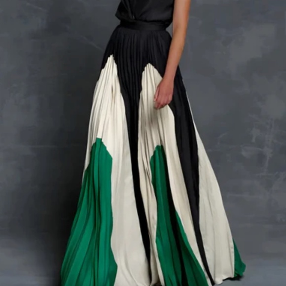 ASYMMETRICAL MAXI DRESS by Harper & Lane - Picture 2 of 5